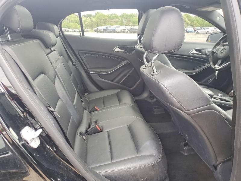 2018 MERCEDES-BENZ GLA 250 4MATIC 250 4MATIC 11