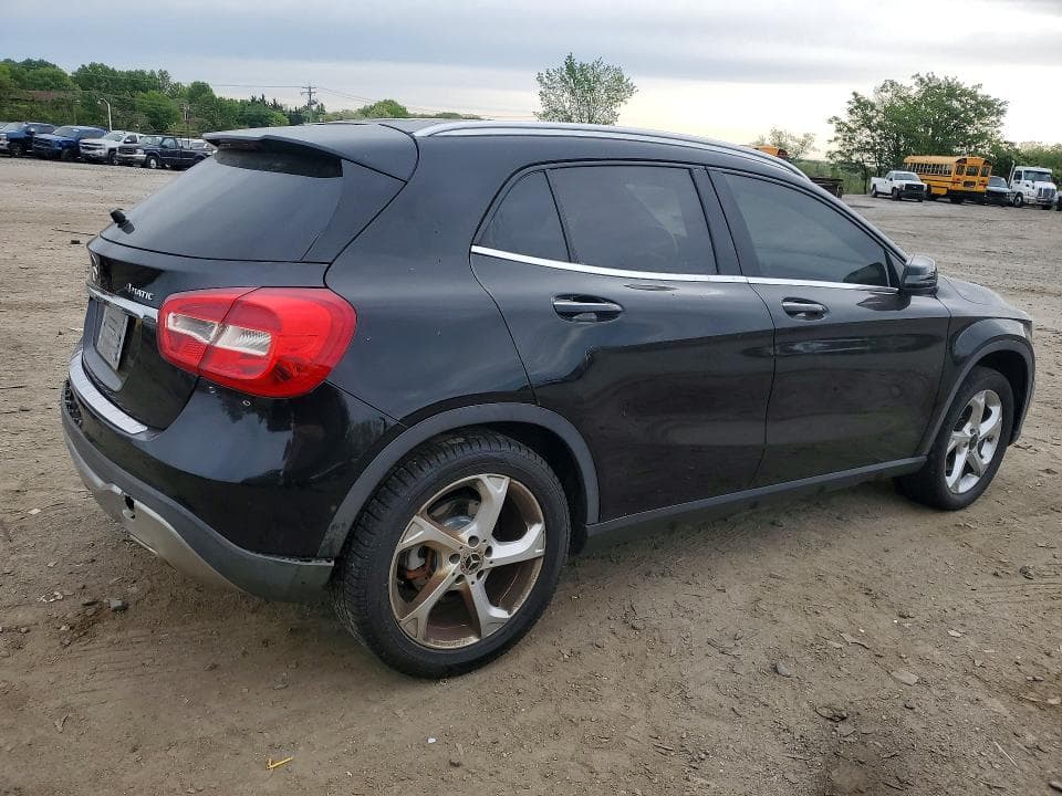 2018 MERCEDES-BENZ GLA 250 4MATIC 250 4MATIC 3