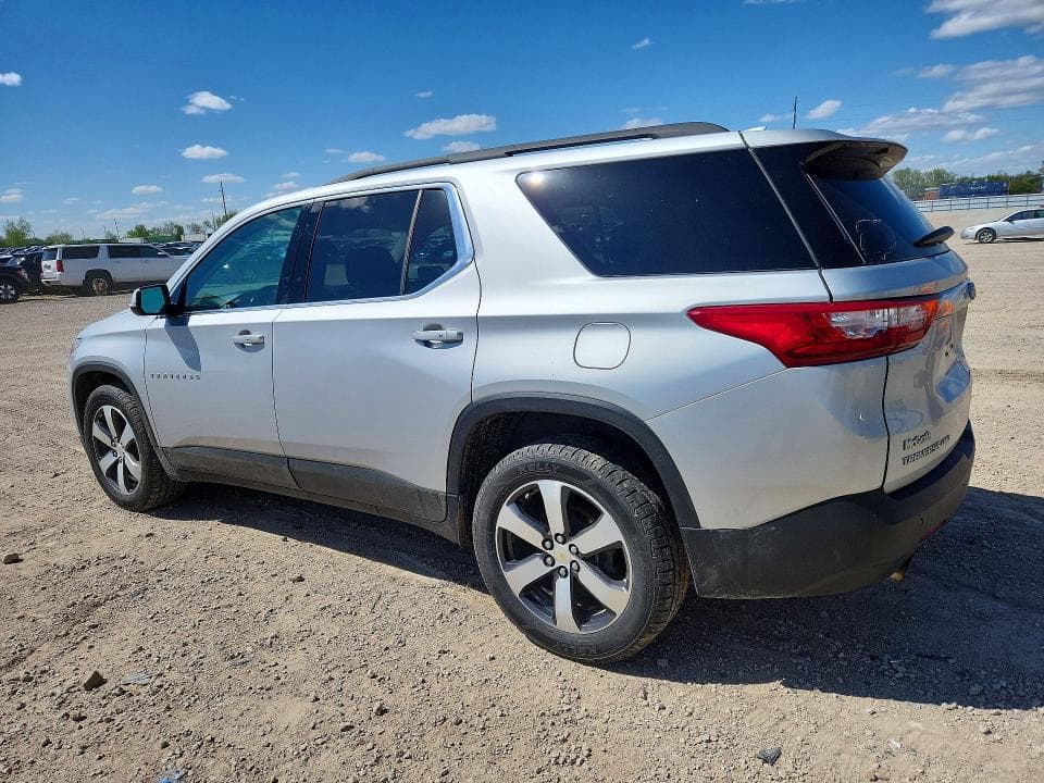 2020 CHEVROLET TRAVERSE LT LT 2