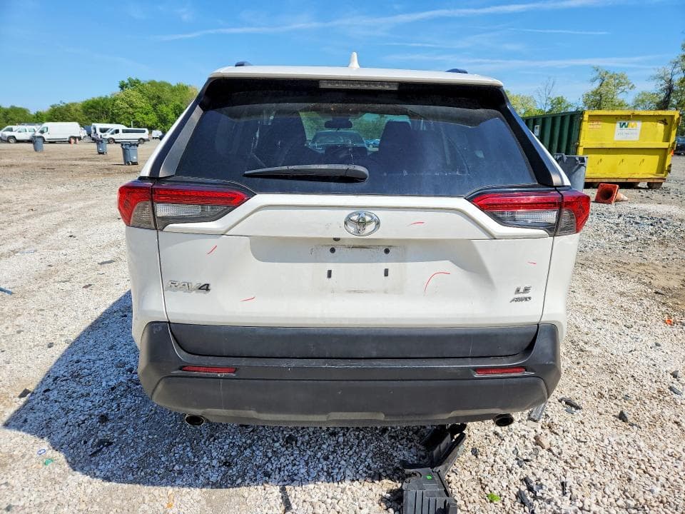 2020 TOYOTA RAV4 LE LE 6