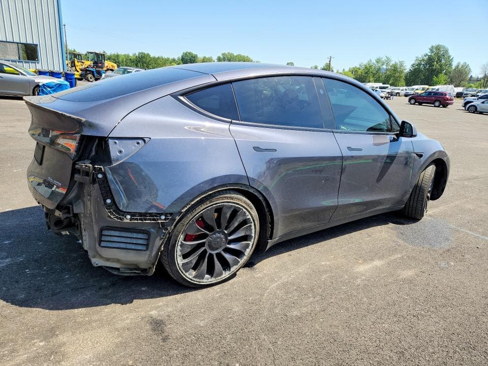 2023 TESLA MODEL Y 3