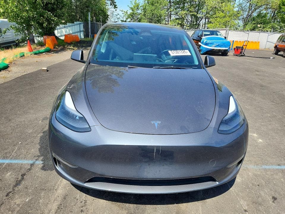 2023 TESLA MODEL Y 5