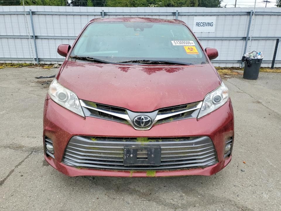 2019 TOYOTA SIENNA XLE 8-PASSENGER XLE 8-PASSENGER 5
