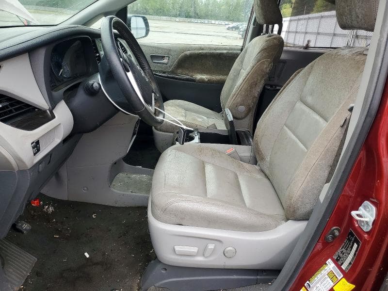 2019 TOYOTA SIENNA XLE 8-PASSENGER XLE 8-PASSENGER 7