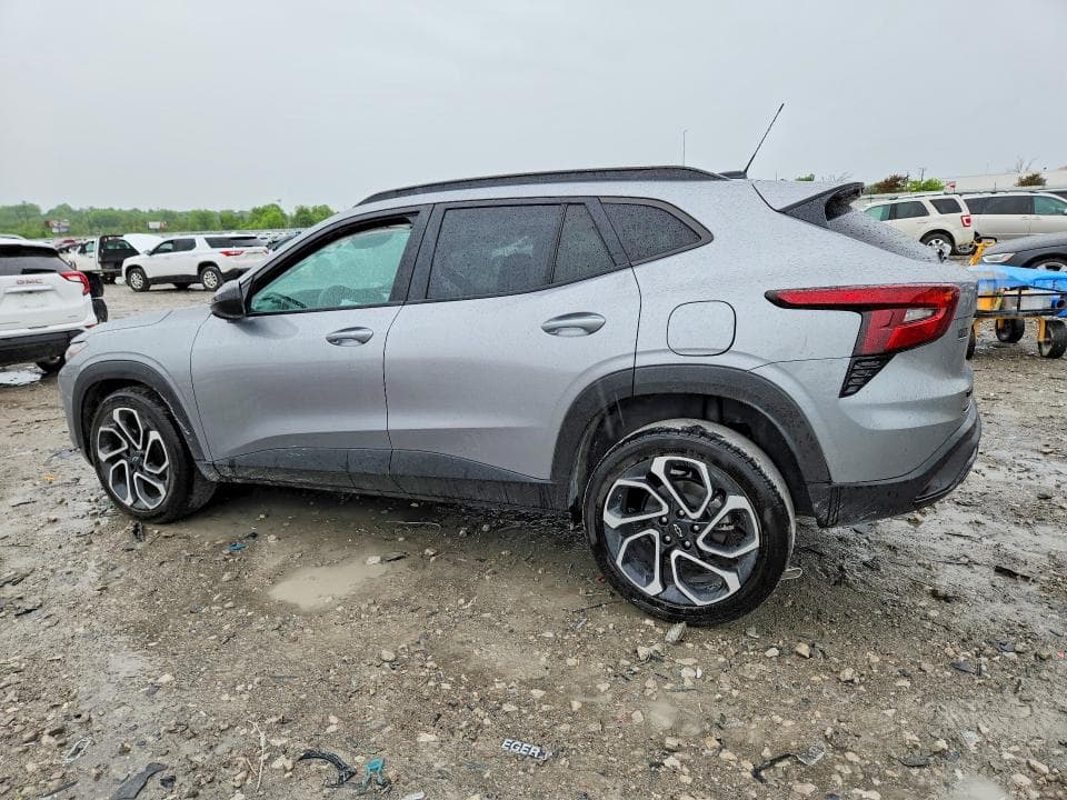 2025 CHEVROLET TRAX 2