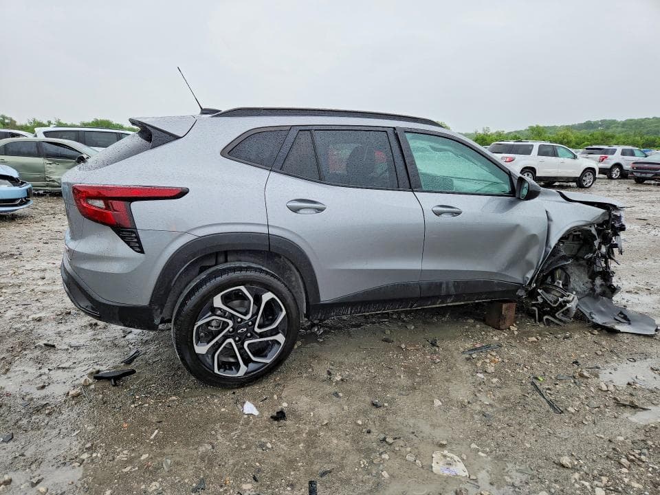 2025 CHEVROLET TRAX 3
