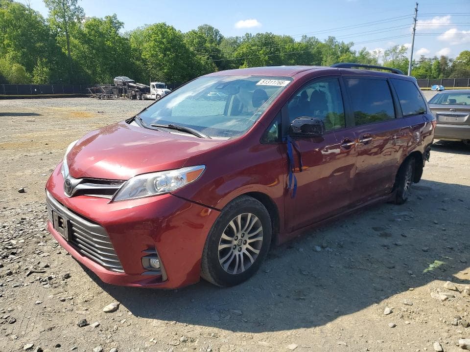 2020 TOYOTA SIENNA XLE 8-PASSENGER XLE 8-PASSENGER - 1