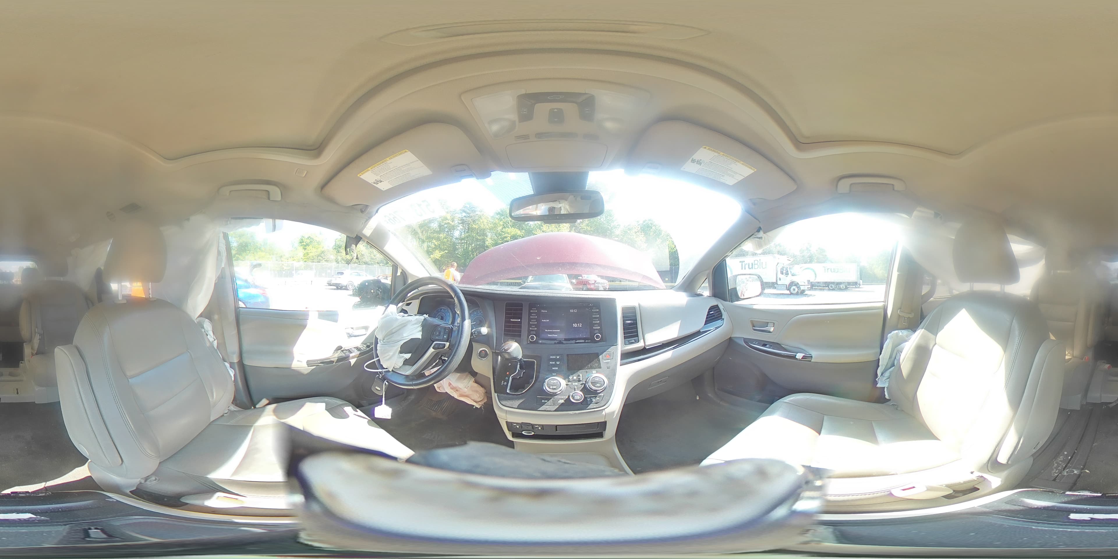 2020 TOYOTA SIENNA XLE 8-PASSENGER XLE 8-PASSENGER 16