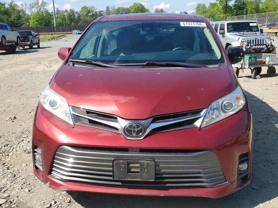 2020 TOYOTA SIENNA XLE 8-PASSENGER XLE 8-PASSENGER 5