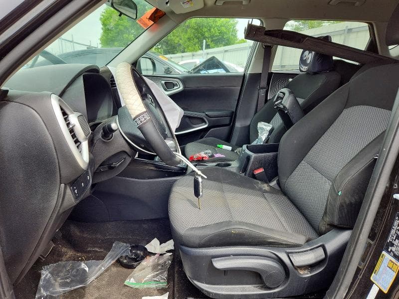 2022 KIA SOUL LX 7