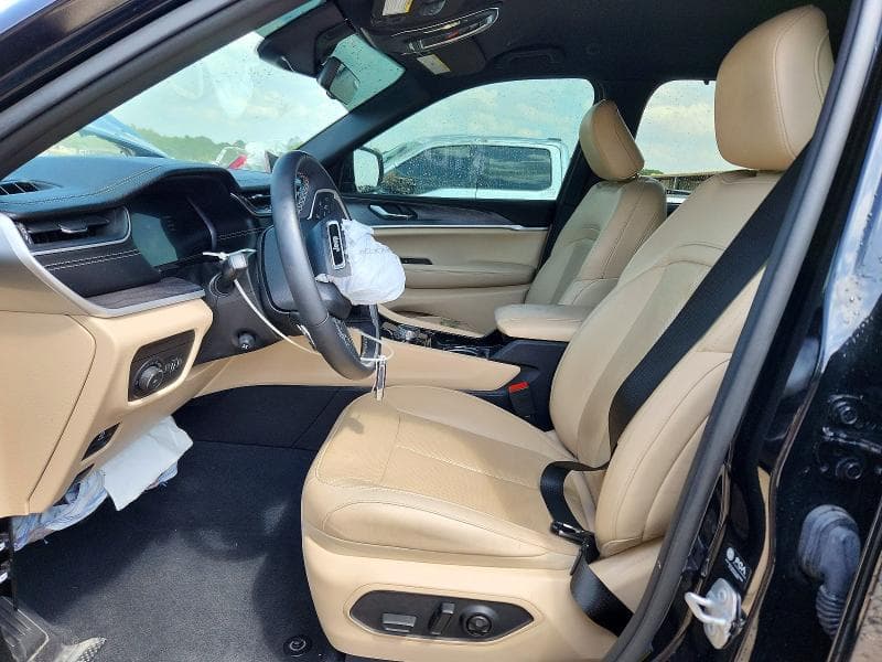 2023 JEEP GRAND CHEROKEE LIMITED 7