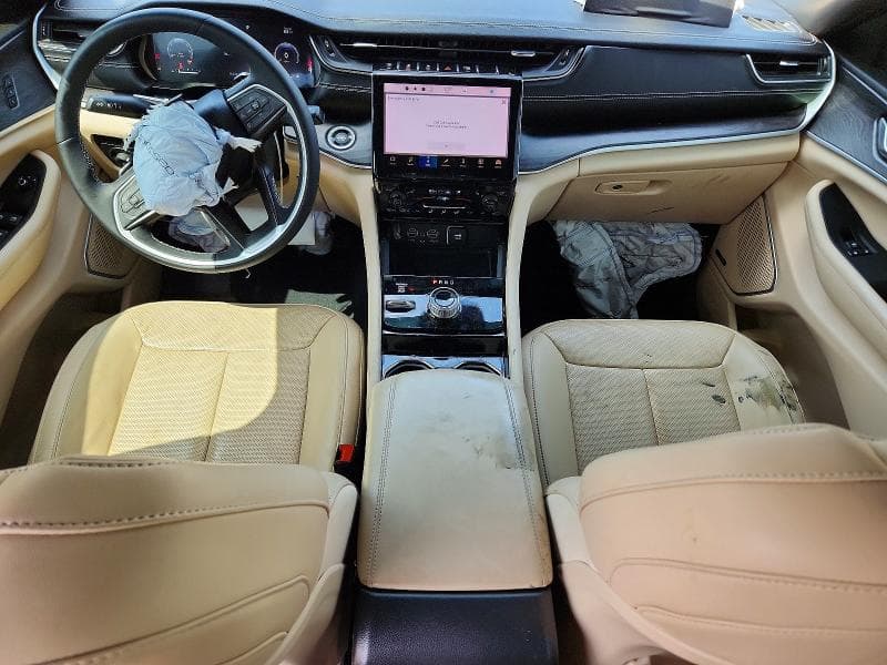 2023 JEEP GRAND CHEROKEE LIMITED 8