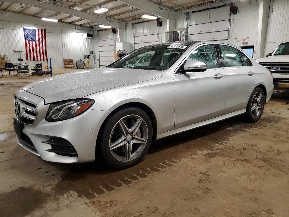 2017 MERCEDES-BENZ E 300 4MATIC 1