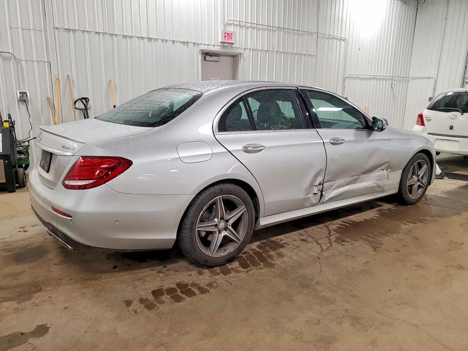 2017 MERCEDES-BENZ E 300 4MATIC 3
