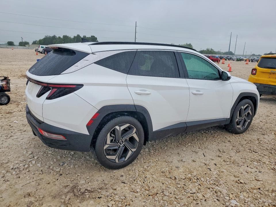 2024 HYUNDAI TUCSON SEL 3