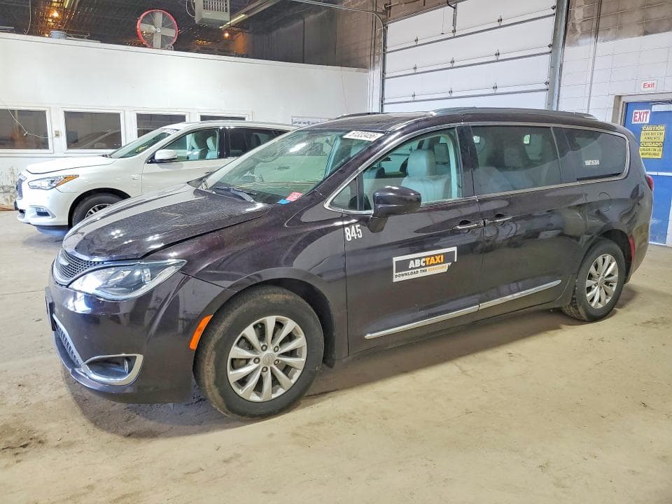 2019 CHRYSLER PACIFICA TOURING L - 1