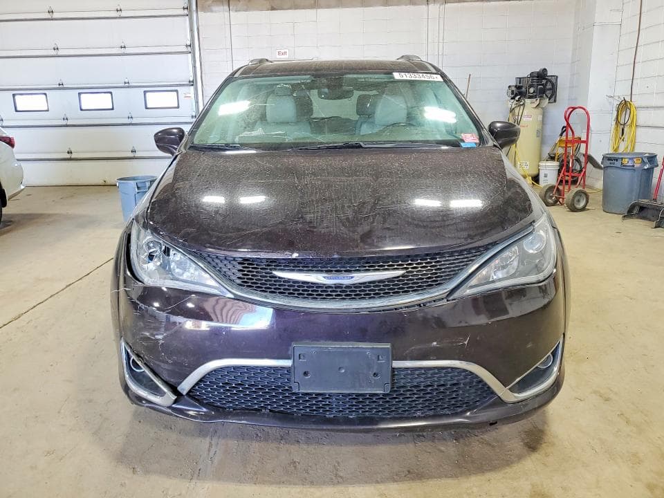 2019 CHRYSLER PACIFICA TOURING L 5