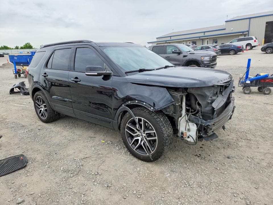 2017 FORD EXLPLORER 4