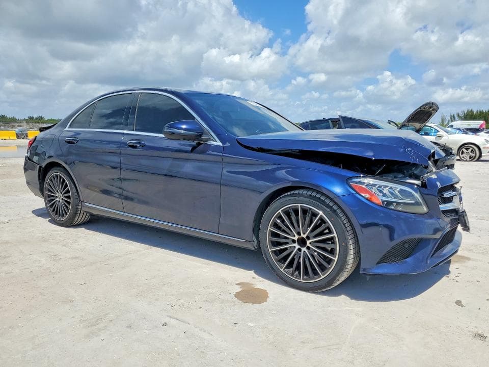 2020 MERCEDES-BENZ C 300 4