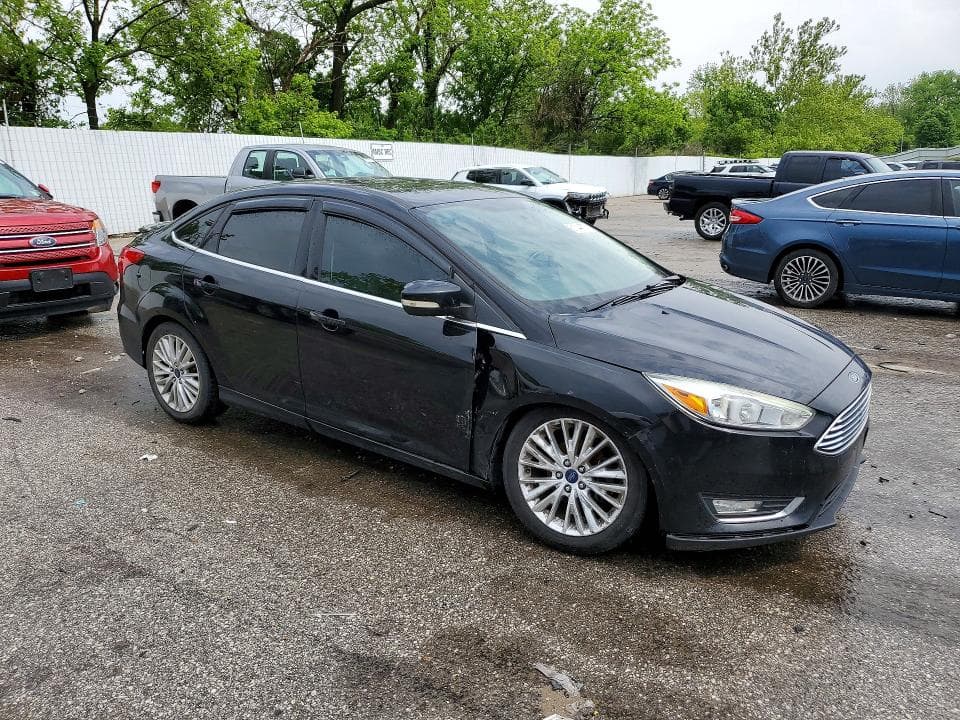 2017 FORD FOCUS TITANIUM 4