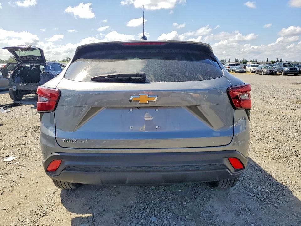2025 CHEVROLET TRAX LS 6