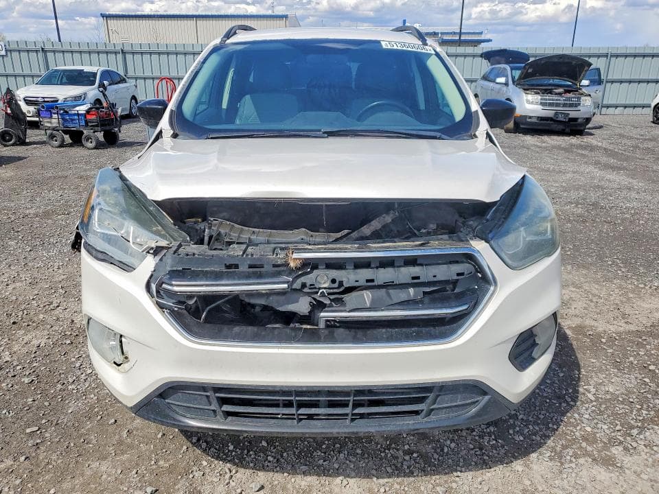 2017 FORD ESCAPE SE 5