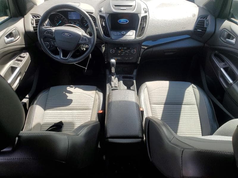 2017 FORD ESCAPE SE 8