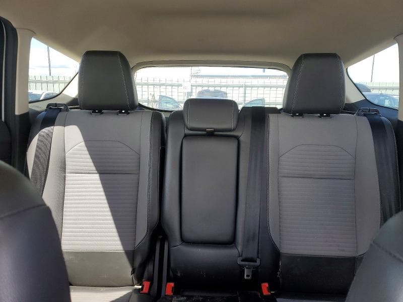 2017 FORD ESCAPE SE 10