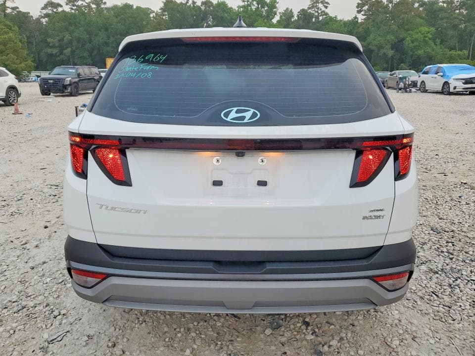 2025 HYUNDAI TUCSON SE SE 6