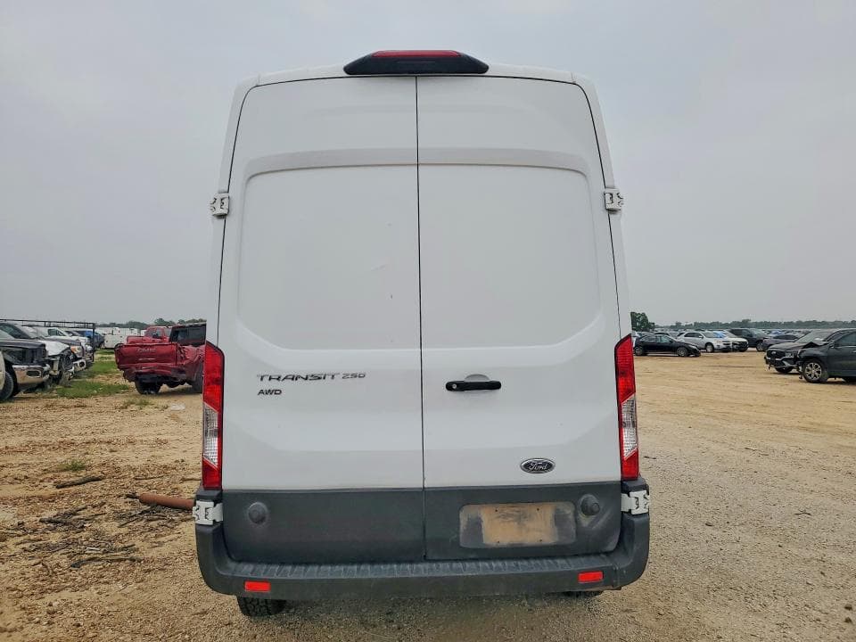 2024 FORD TRANSIT T-250 6