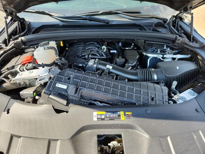 2025 JEEP GRAND CHEROKEE LAREDO 12