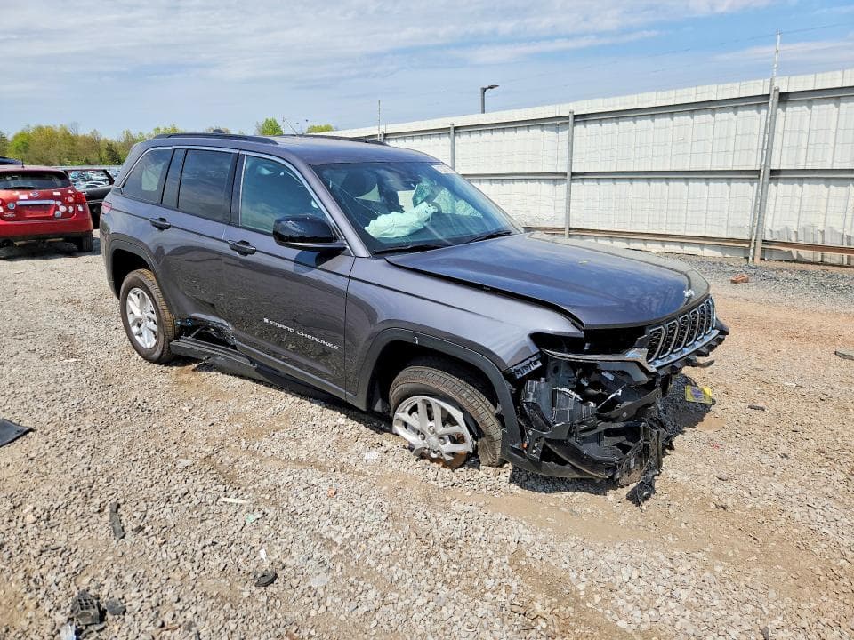2025 JEEP GRAND CHEROKEE LAREDO 4