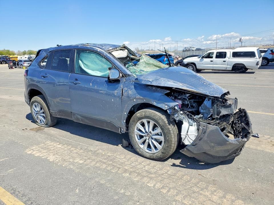 2026 TOYOTA COROLLA CROSS LE LE 4