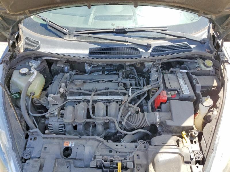 2016 FORD FIESTA SE 11