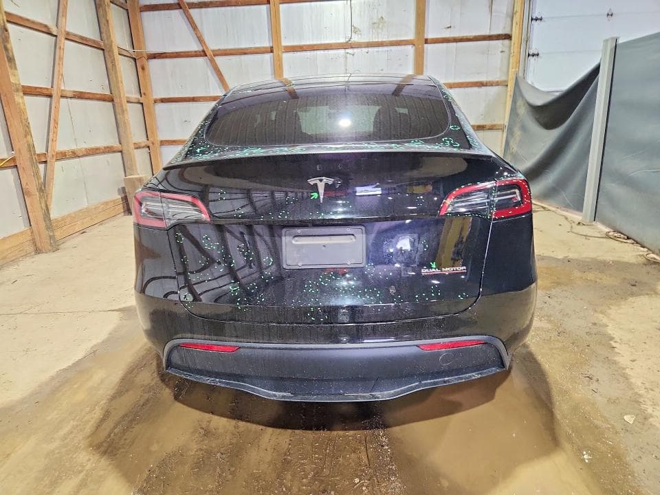 2023 TESLA MODEL Y 6
