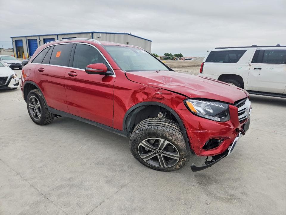 2019 MERCEDES-BENZ GLC 300 300 4