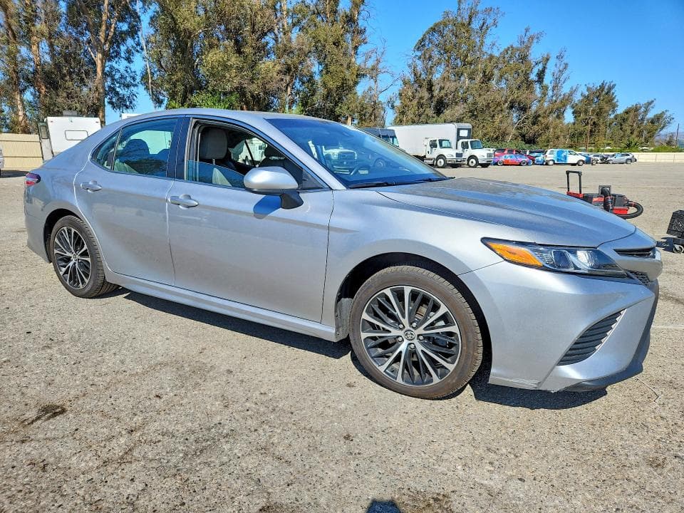 2021 TOYOTA CAMRY SE SE 4