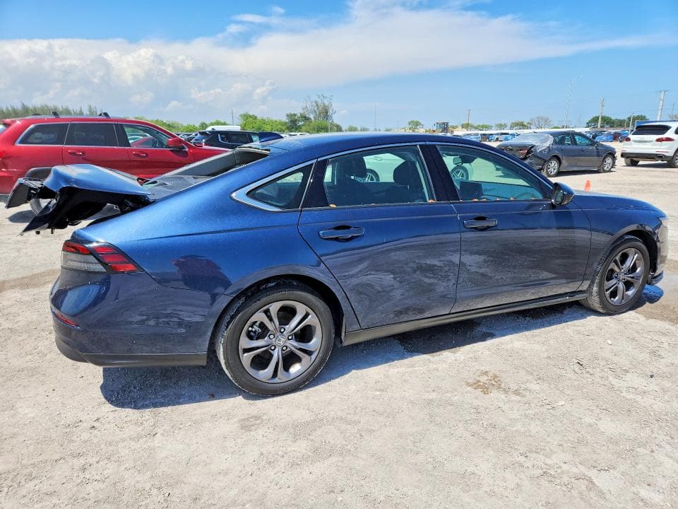 2024 HONDA ACCORD EX 3