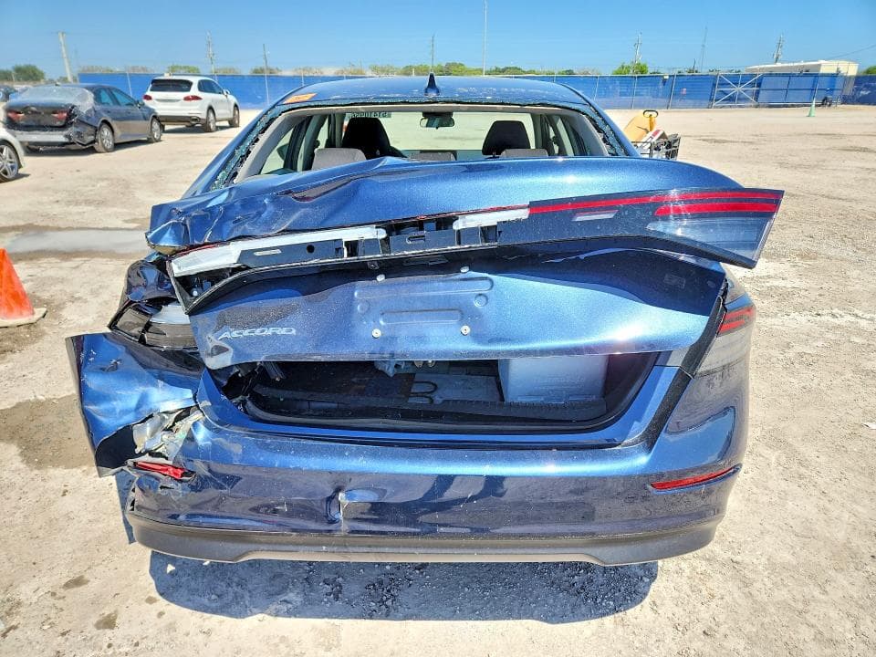 2024 HONDA ACCORD EX 6