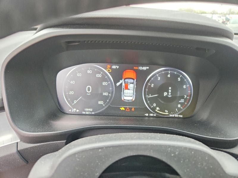 2020 VOLVO XC40 T5 MOMENTUM T5 MOMENTUM 9