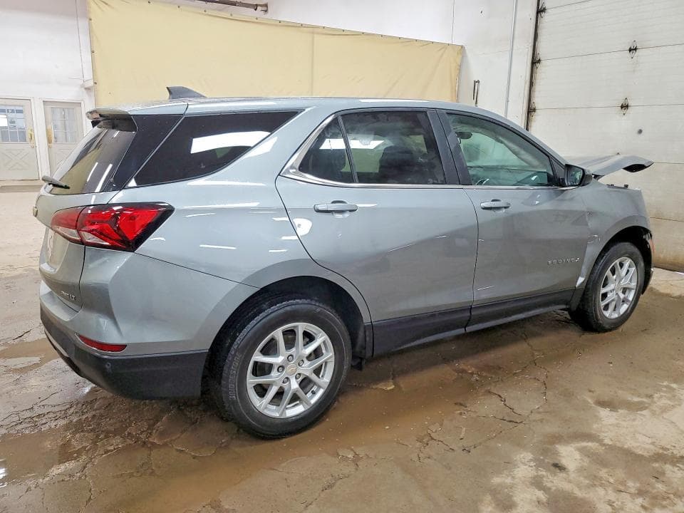 2024 CHEVROLET EQUINOX LT LT 3