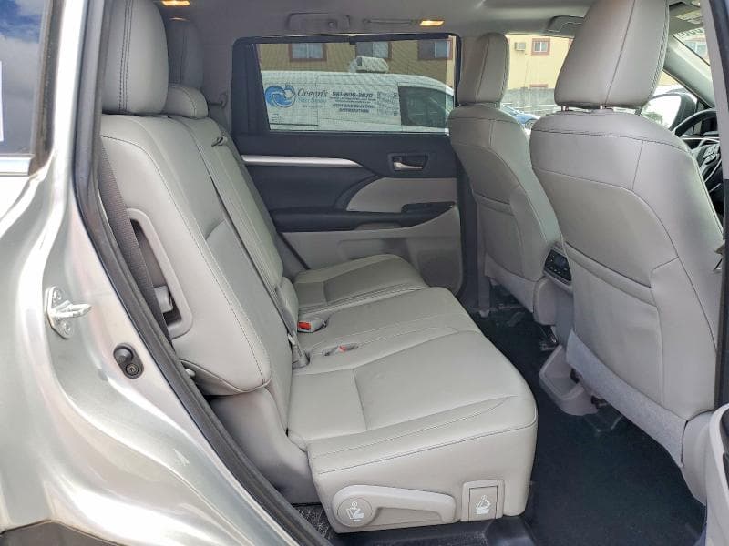 2017 TOYOTA HIGHLANDER XLE XLE 11