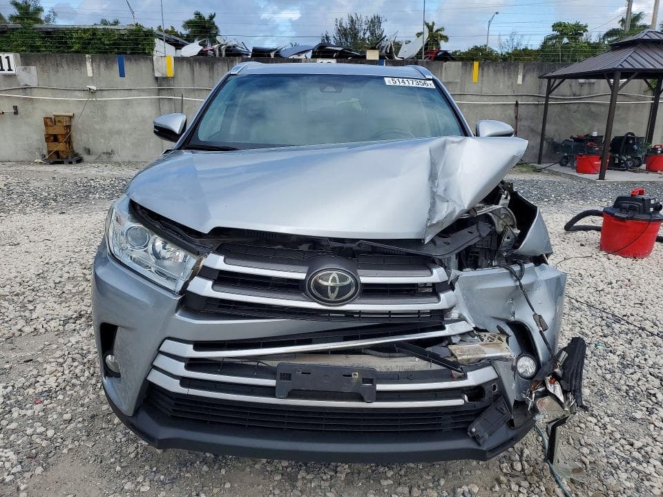 2017 TOYOTA HIGHLANDER XLE XLE 5