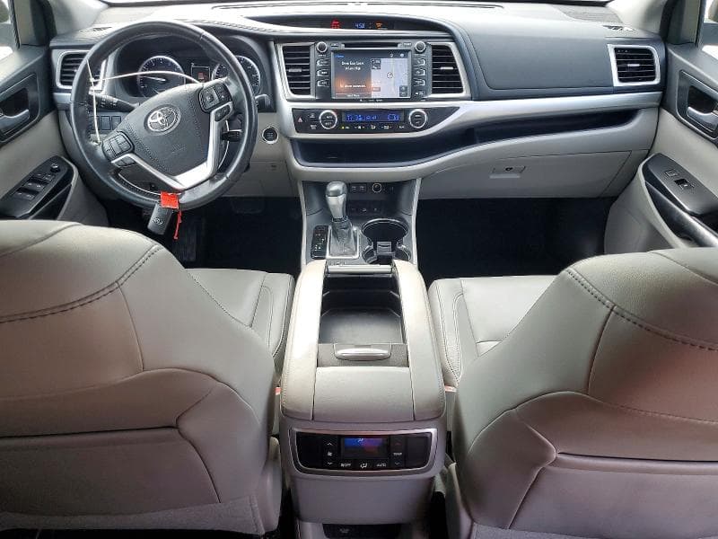 2017 TOYOTA HIGHLANDER XLE XLE 8