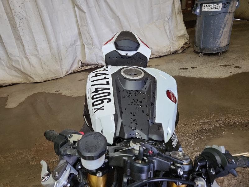 2026 HONDA CBR1000 RR 5