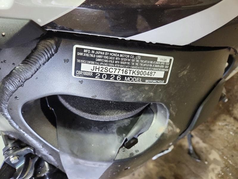2026 HONDA CBR1000 RR 10