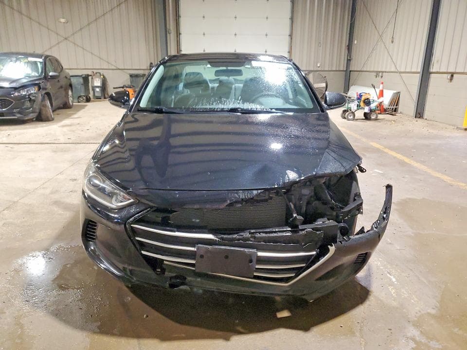 2018 HYUNDAI ELANTRA SE 5