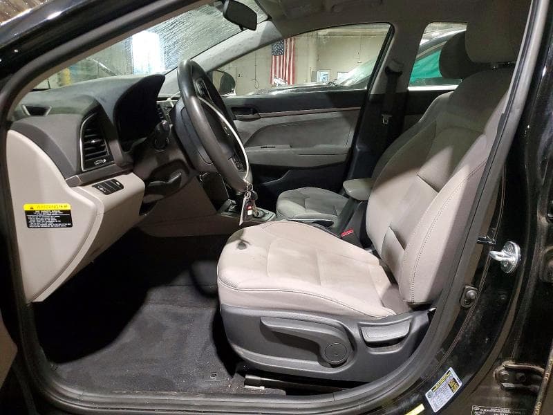 2018 HYUNDAI ELANTRA SE 7