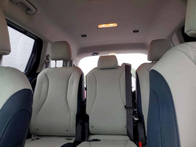 2026 KIA CARNIVAL EX EX 10