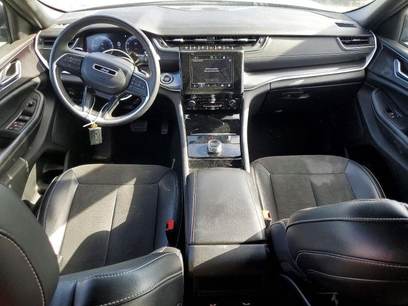2023 JEEP GRAND CHEROKEE LAREDO 8